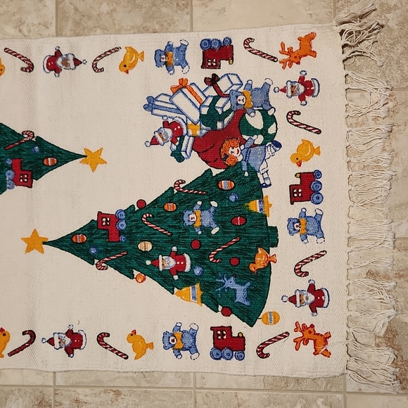 Sloane Stuart 100% cotton stencil rug or wall decor Christmas Tree design - Picture 2 of 9